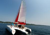 trimaran voilier multicoque poupe
